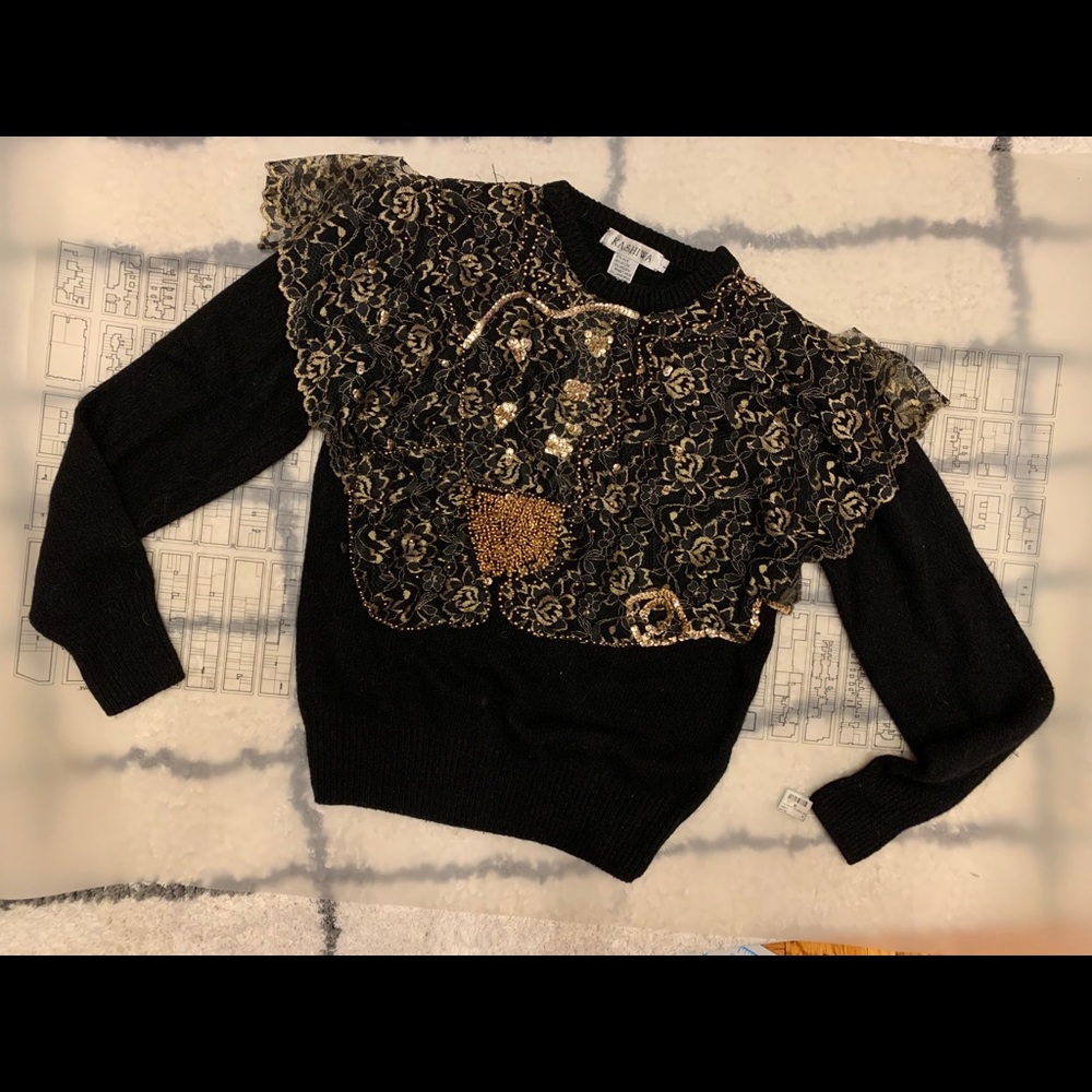 Ugly sweaters are not only for Christmas!